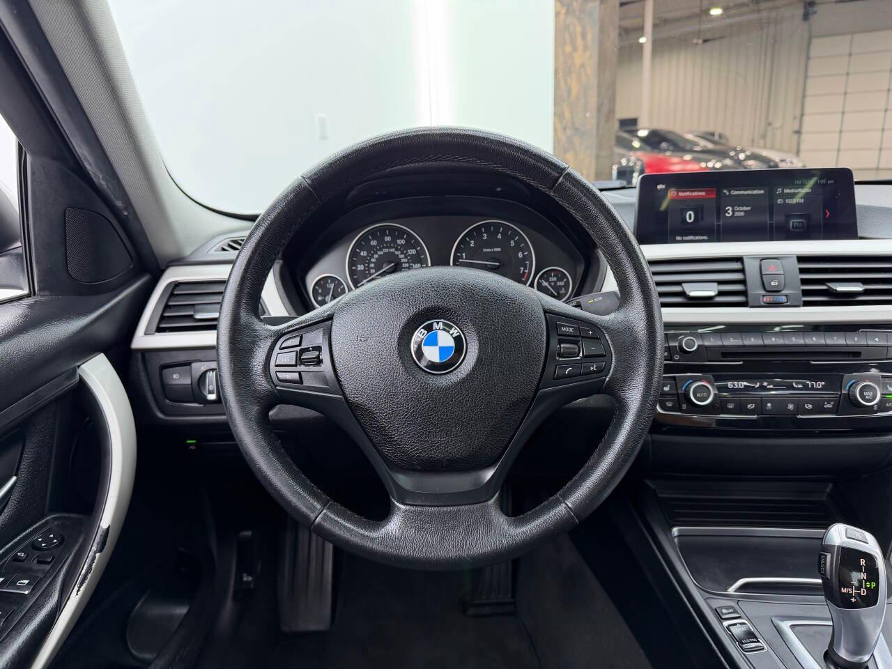 BMW 3-Series 320i xDrive Sedan 2018