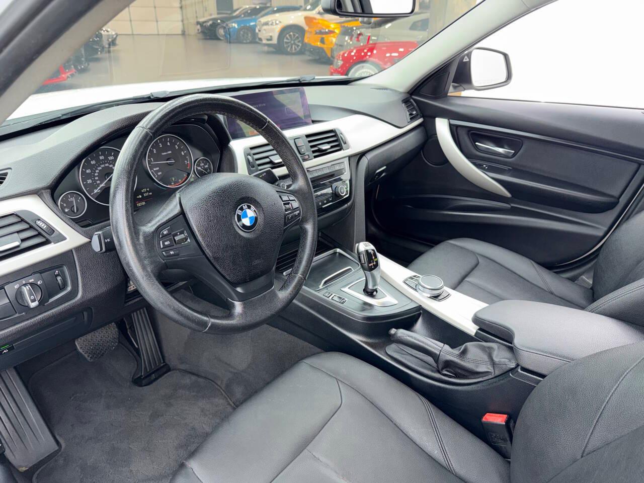 BMW 3-Series 320i xDrive Sedan 2018