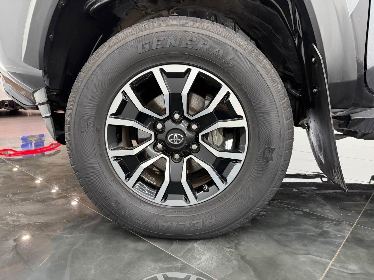 Toyota Tacoma SR5 Access Cab I4 6AT 4WD 2020