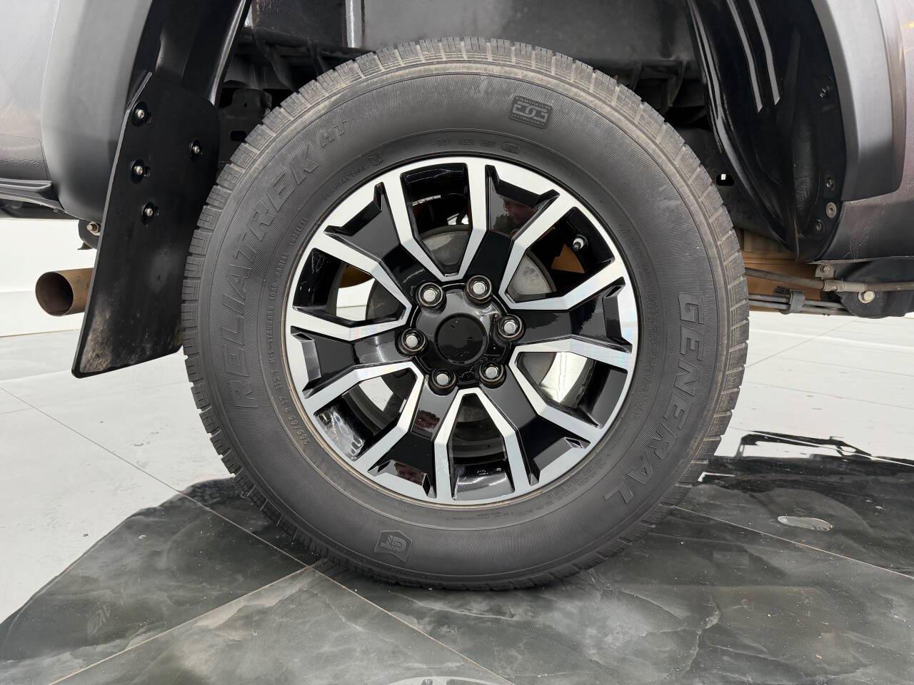 Toyota Tacoma SR5 Access Cab I4 6AT 4WD 2020