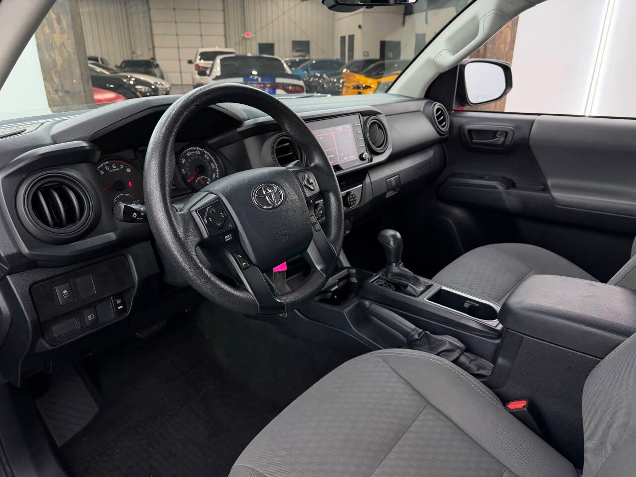 Toyota Tacoma SR5 Access Cab I4 6AT 4WD 2020