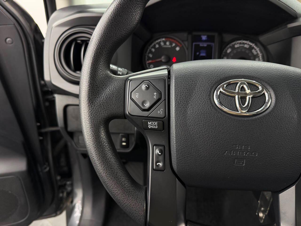 Toyota Tacoma SR5 Access Cab I4 6AT 4WD 2020