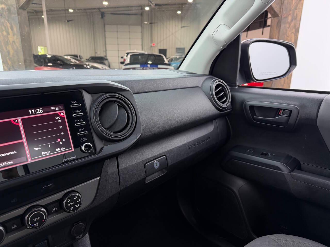 Toyota Tacoma SR5 Access Cab I4 6AT 4WD 2020