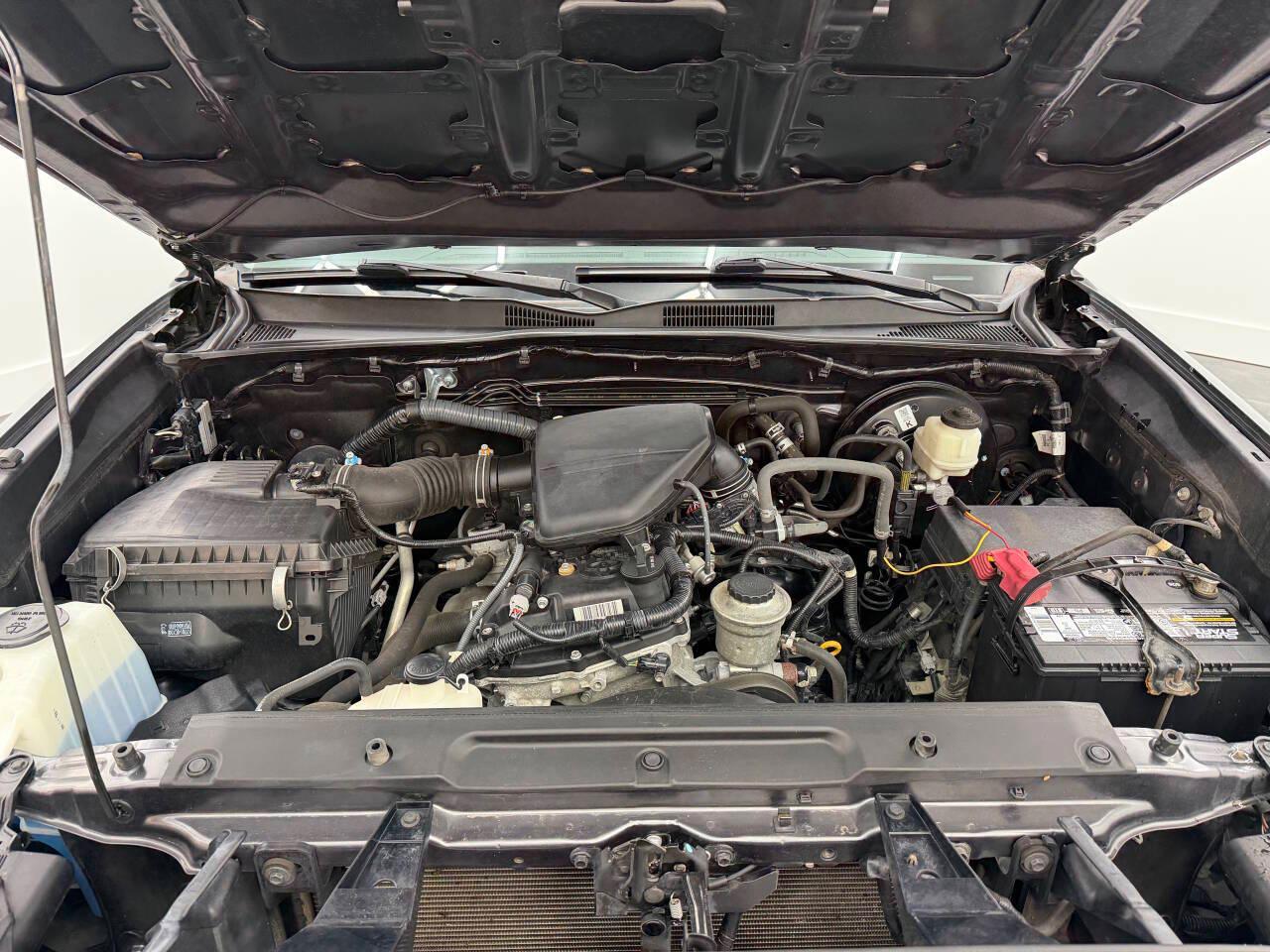 Toyota Tacoma SR5 Access Cab I4 6AT 4WD 2020