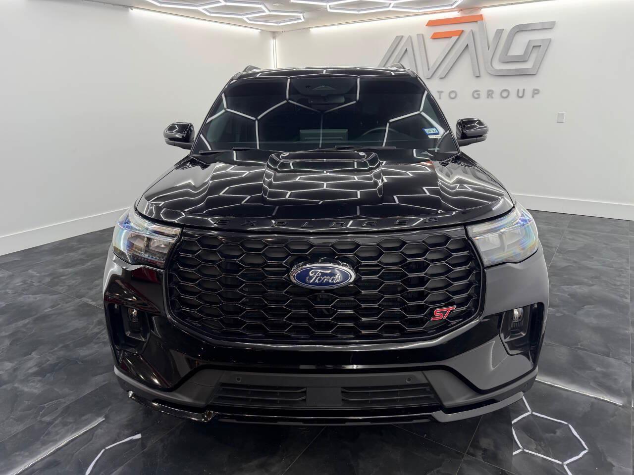Ford Explorer ST 2025