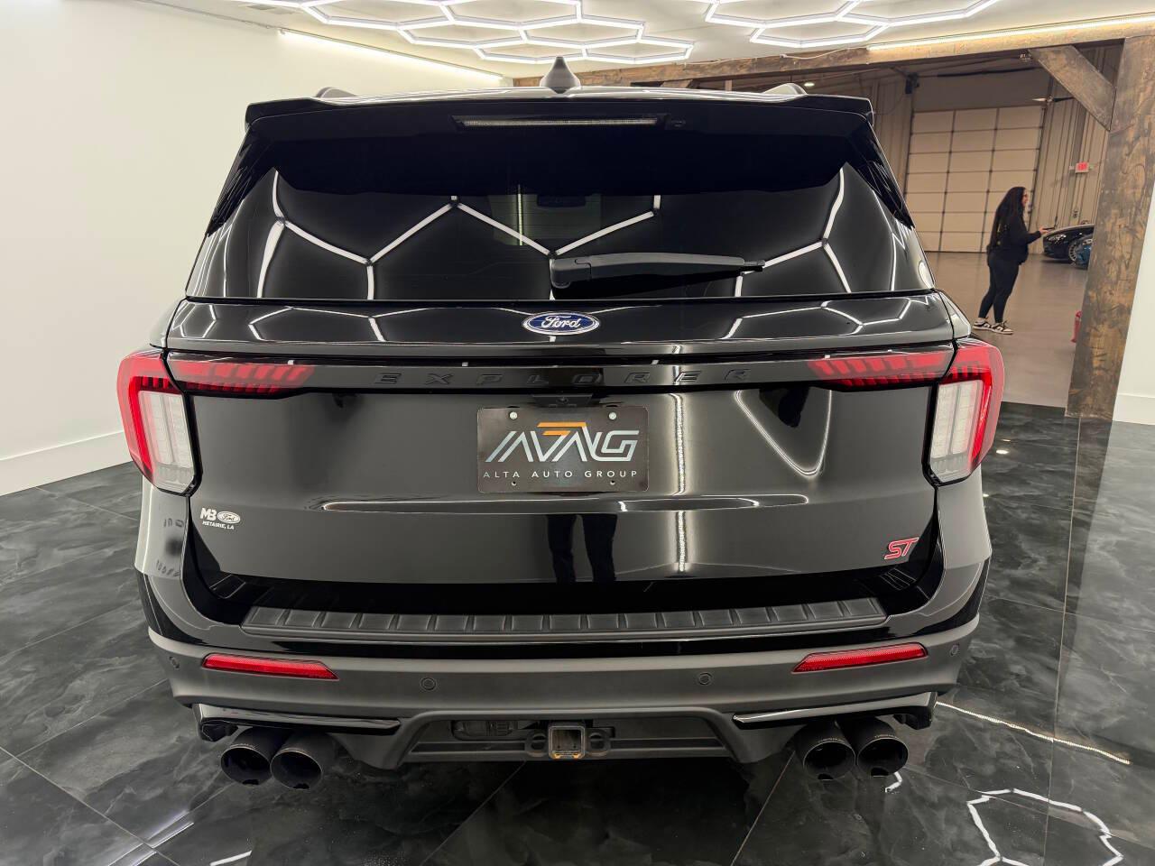 Ford Explorer ST 2025