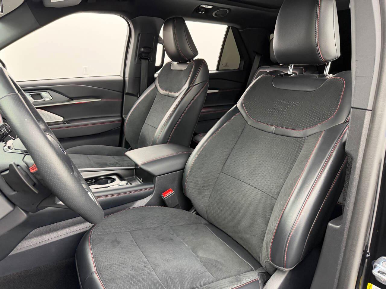 Ford Explorer ST 2025