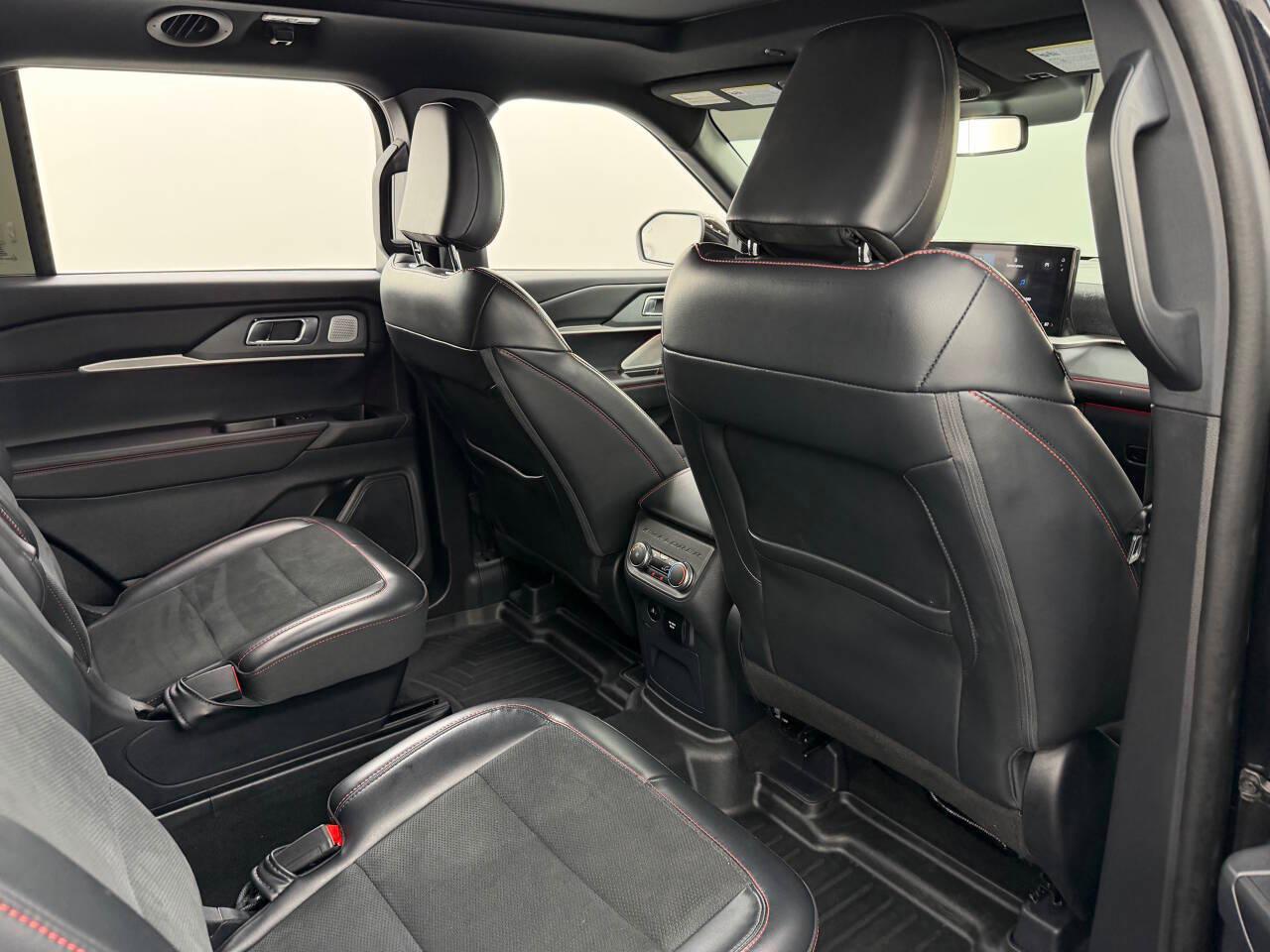 Ford Explorer ST 2025