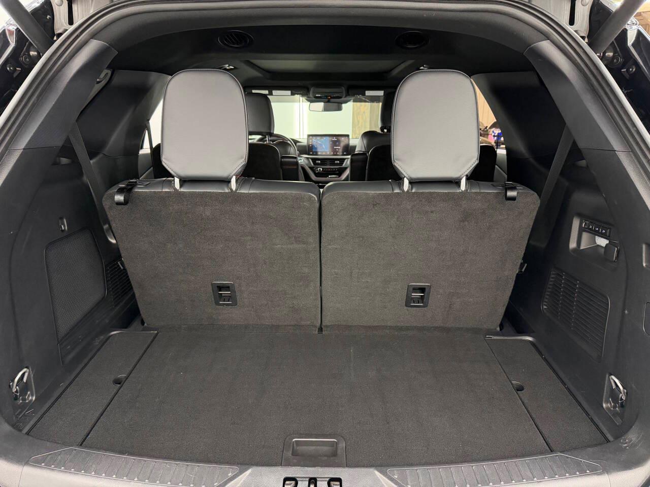 Ford Explorer ST 2025