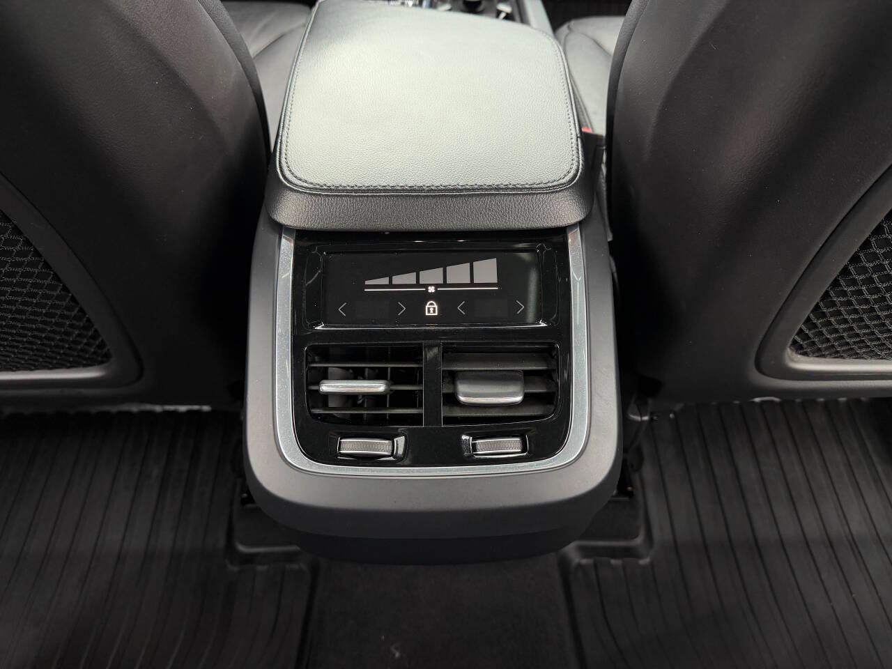 Volvo XC90 T5 Momentum 2019