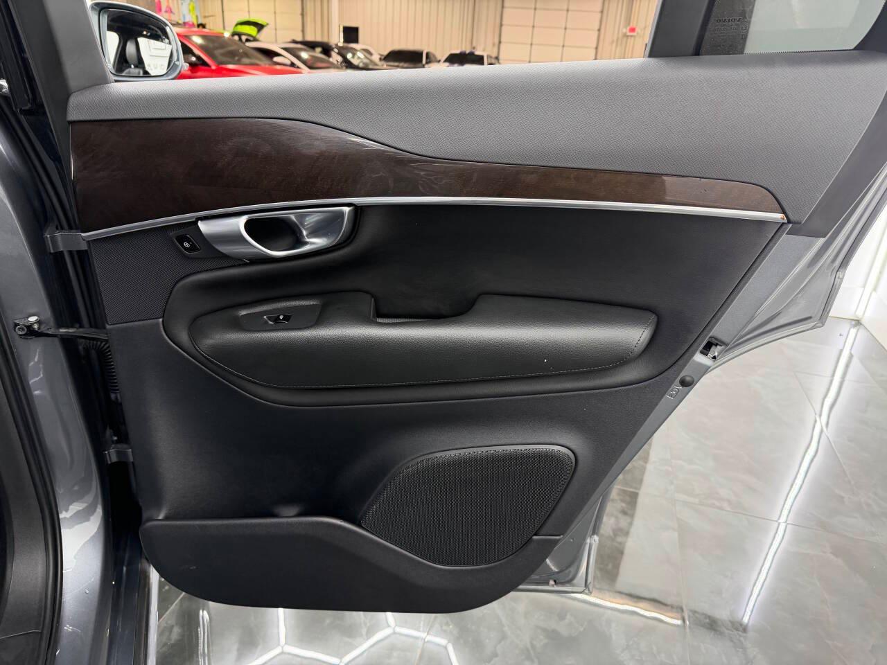 Volvo XC90 T5 Momentum 2019
