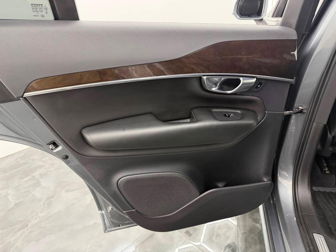 Volvo XC90 T5 Momentum 2019
