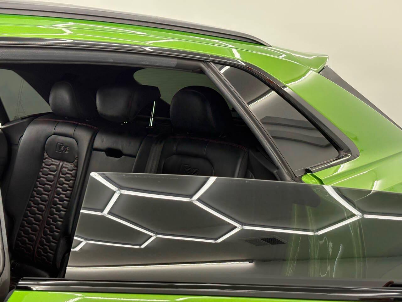 Audi RS Q8 4.0 quattro 2021