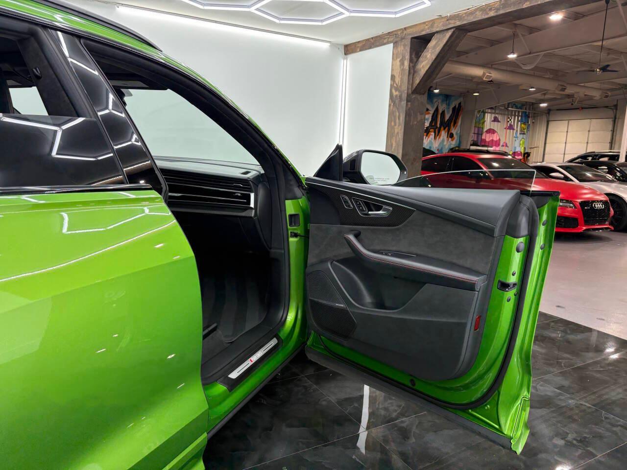 Audi RS Q8 4.0 quattro 2021