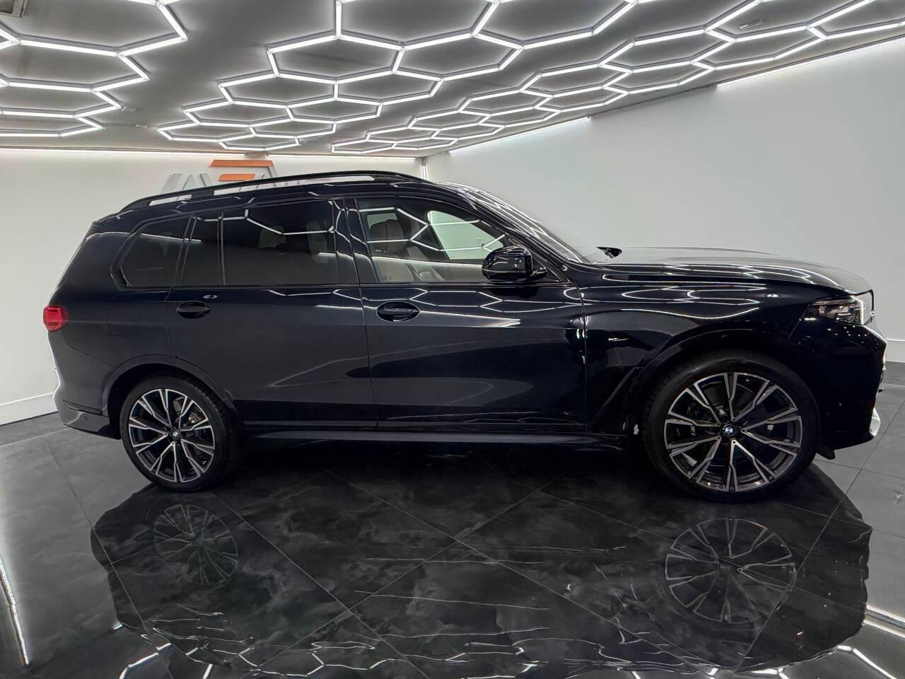 BMW X7 xDrive40i 2022