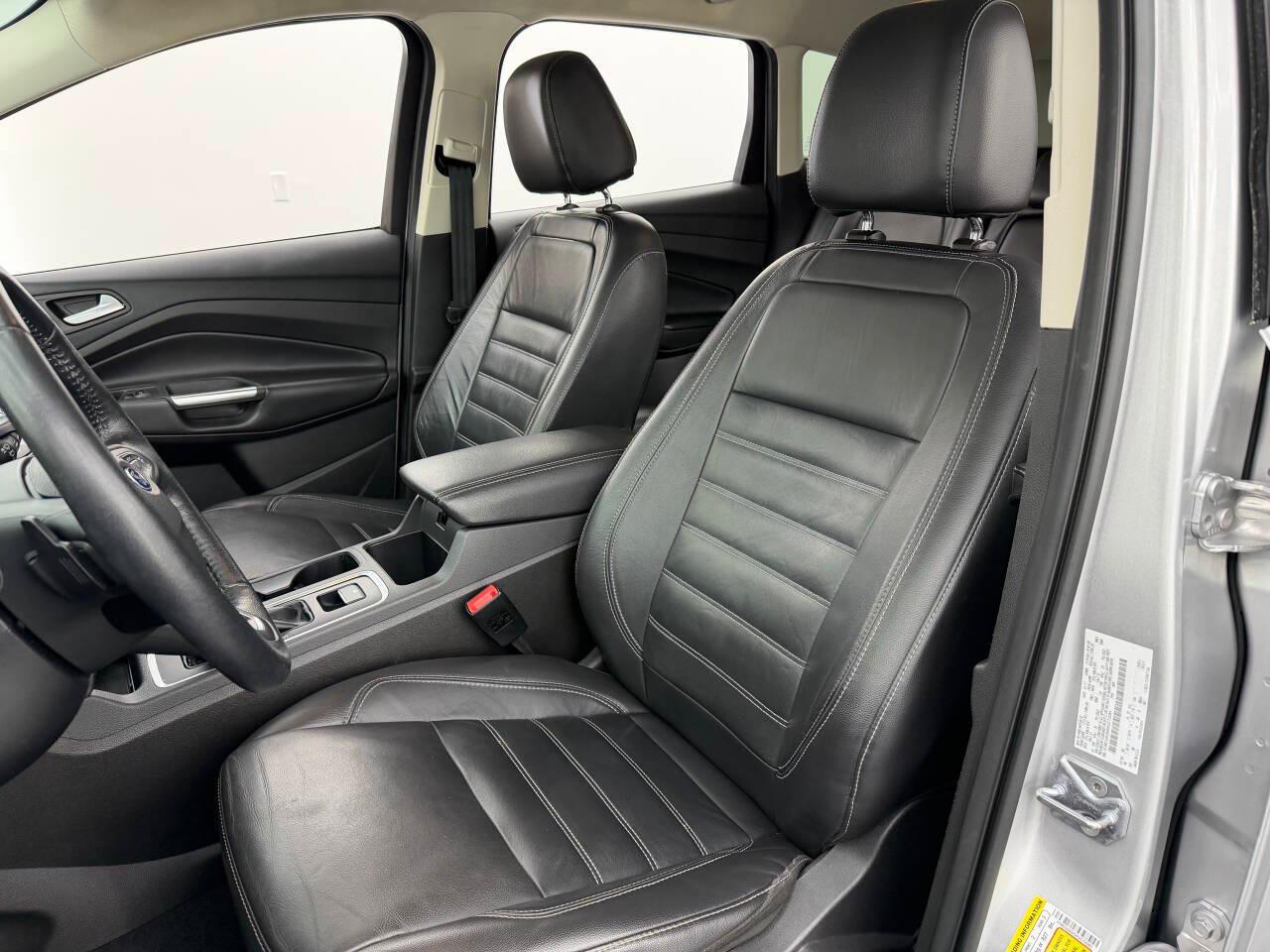 Ford Escape SE FWD 2017