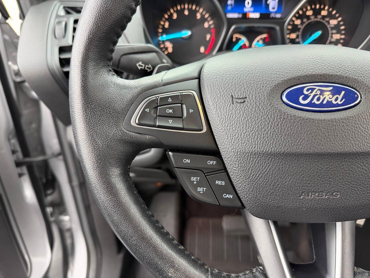 Ford Escape SE FWD 2017