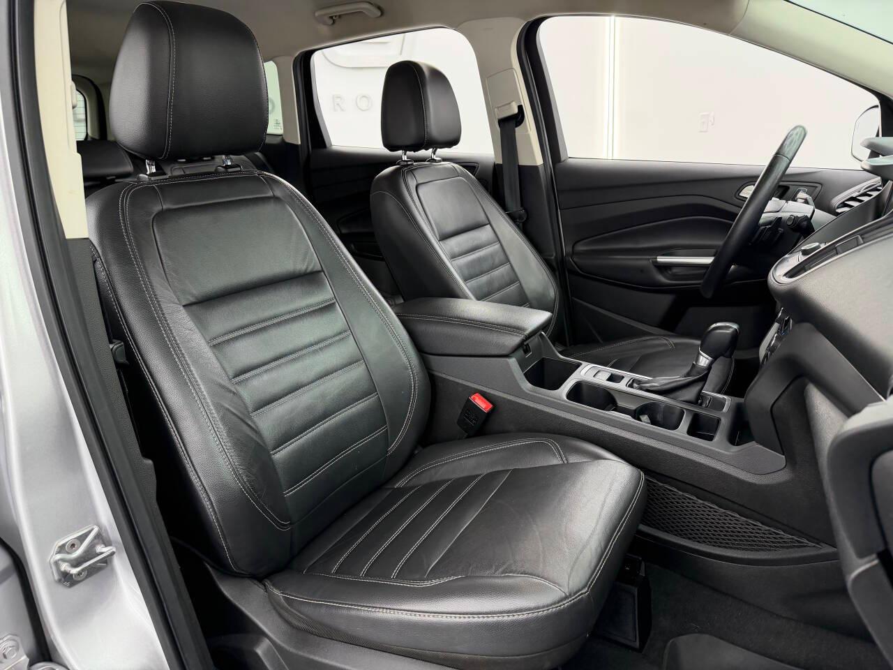Ford Escape SE FWD 2017