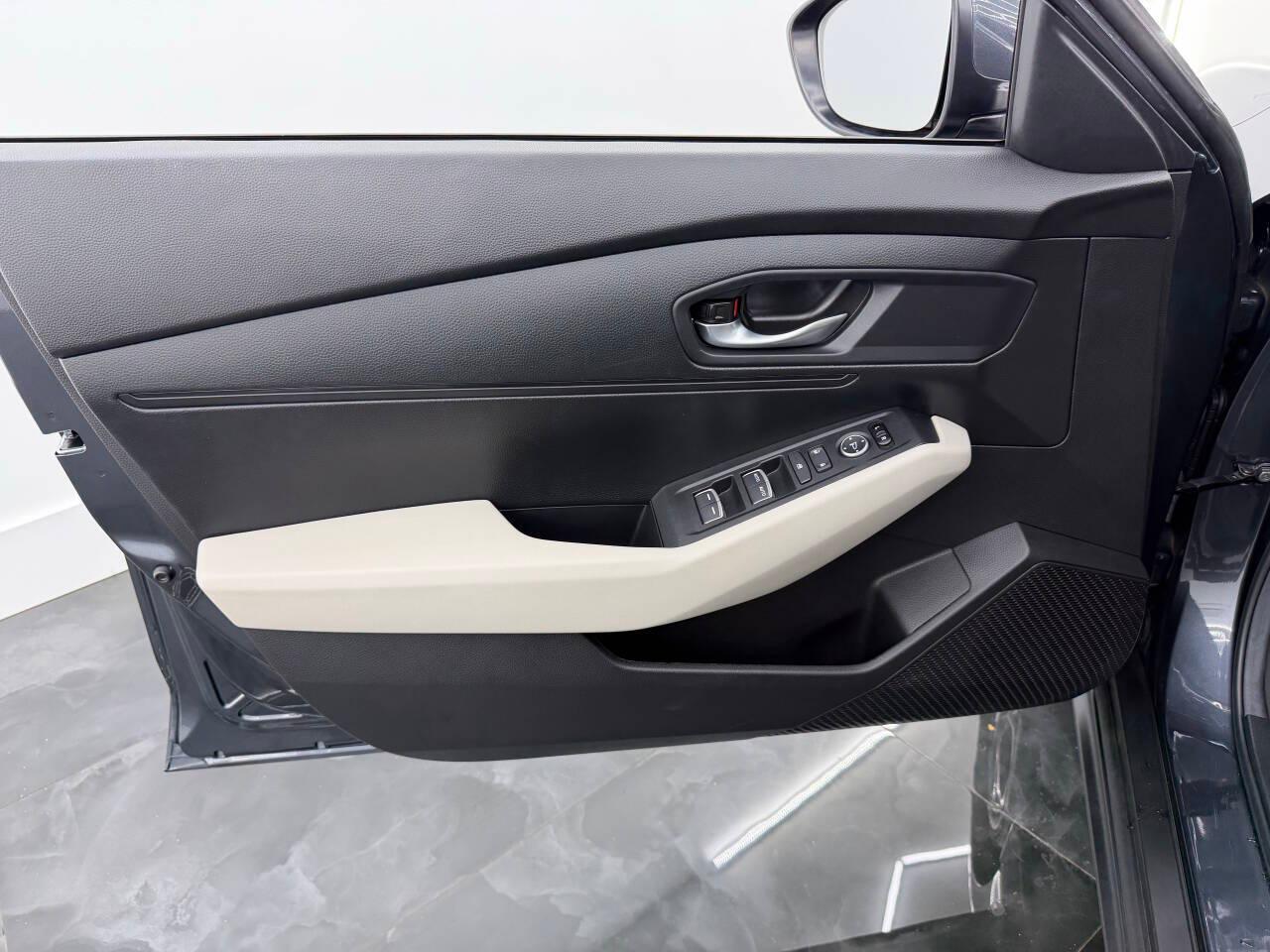 Honda Accord LX 2025