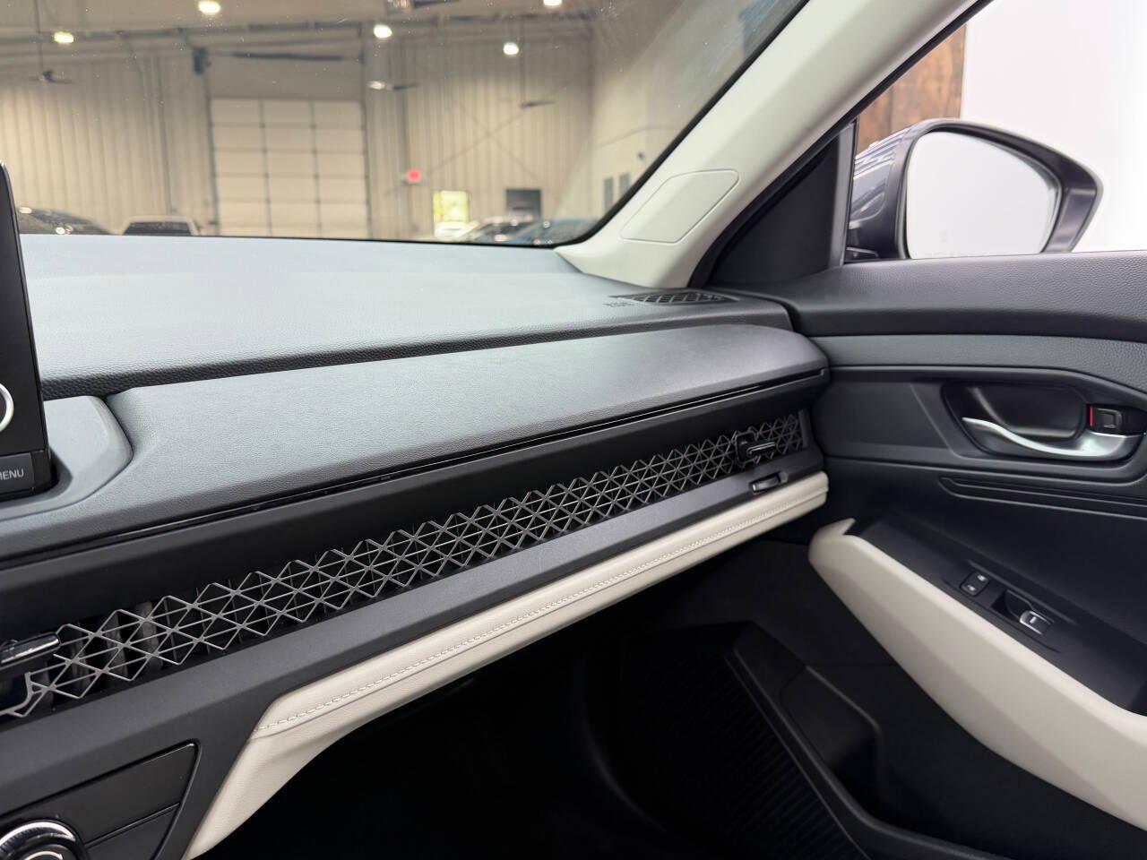 Honda Accord LX 2025