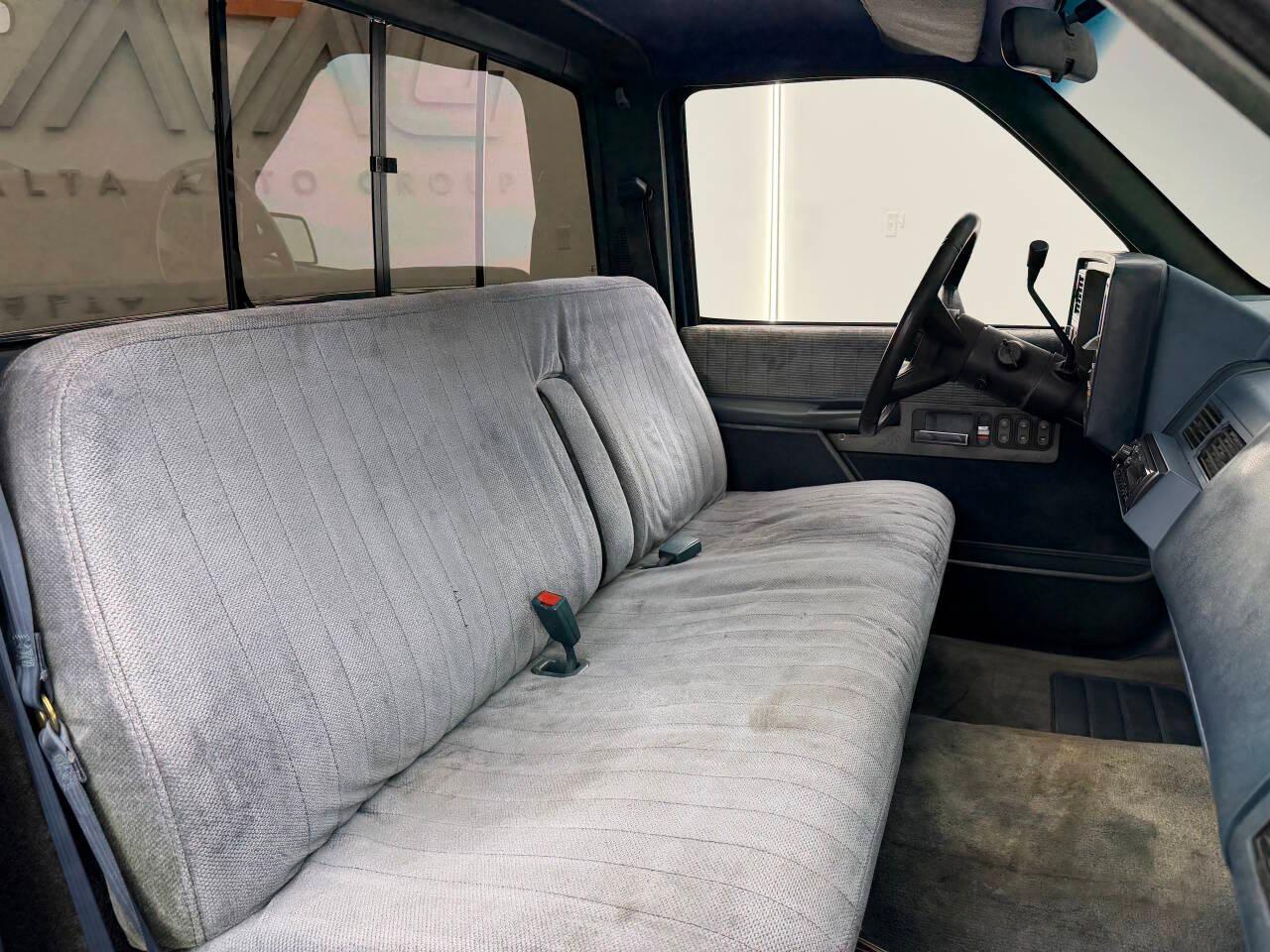Chevrolet C/K 1500 Reg. Cab W/T 8-ft. bed 2WD 1991