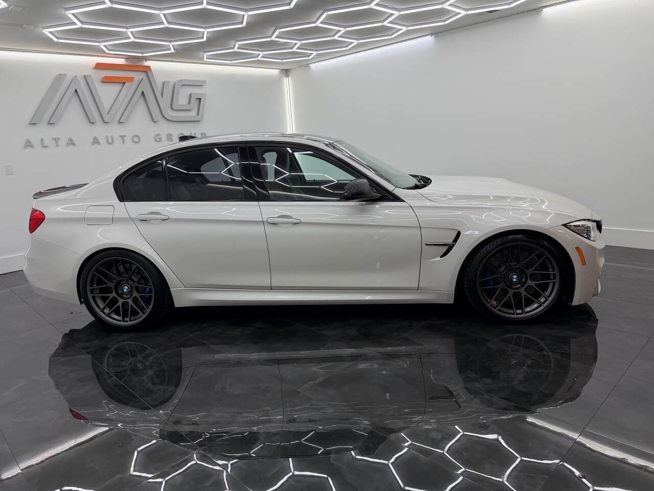 BMW M3 Base 2015
