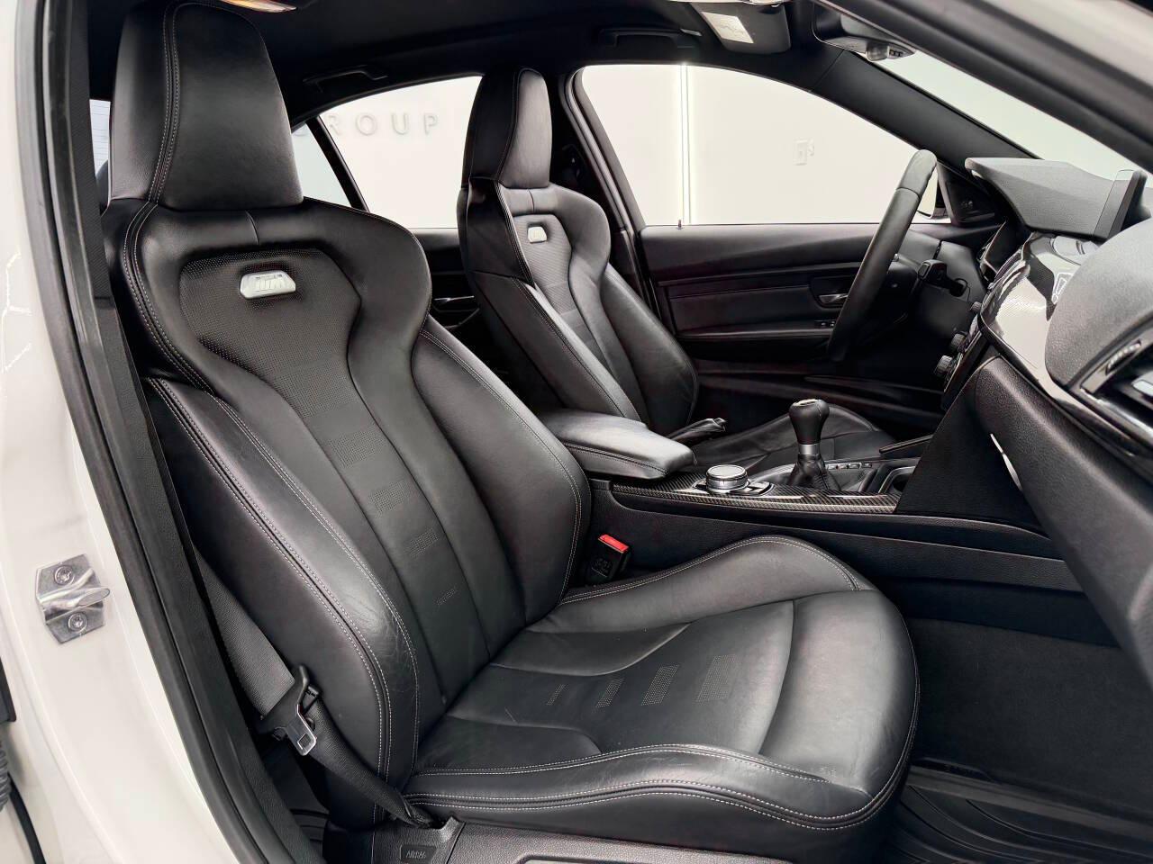 BMW M3 Base 2015