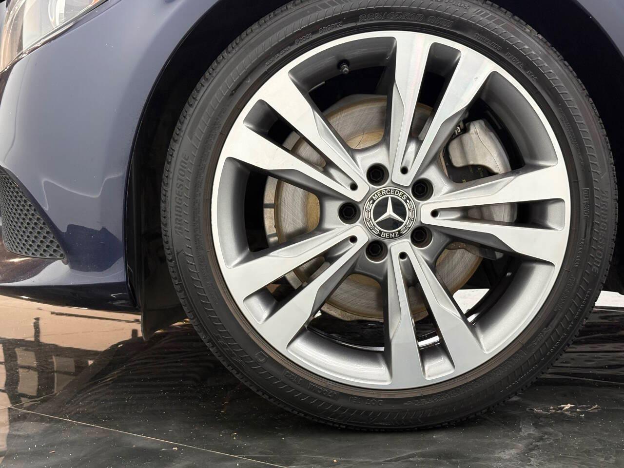 Mercedes-Benz C-Class C300 Sedan 2018