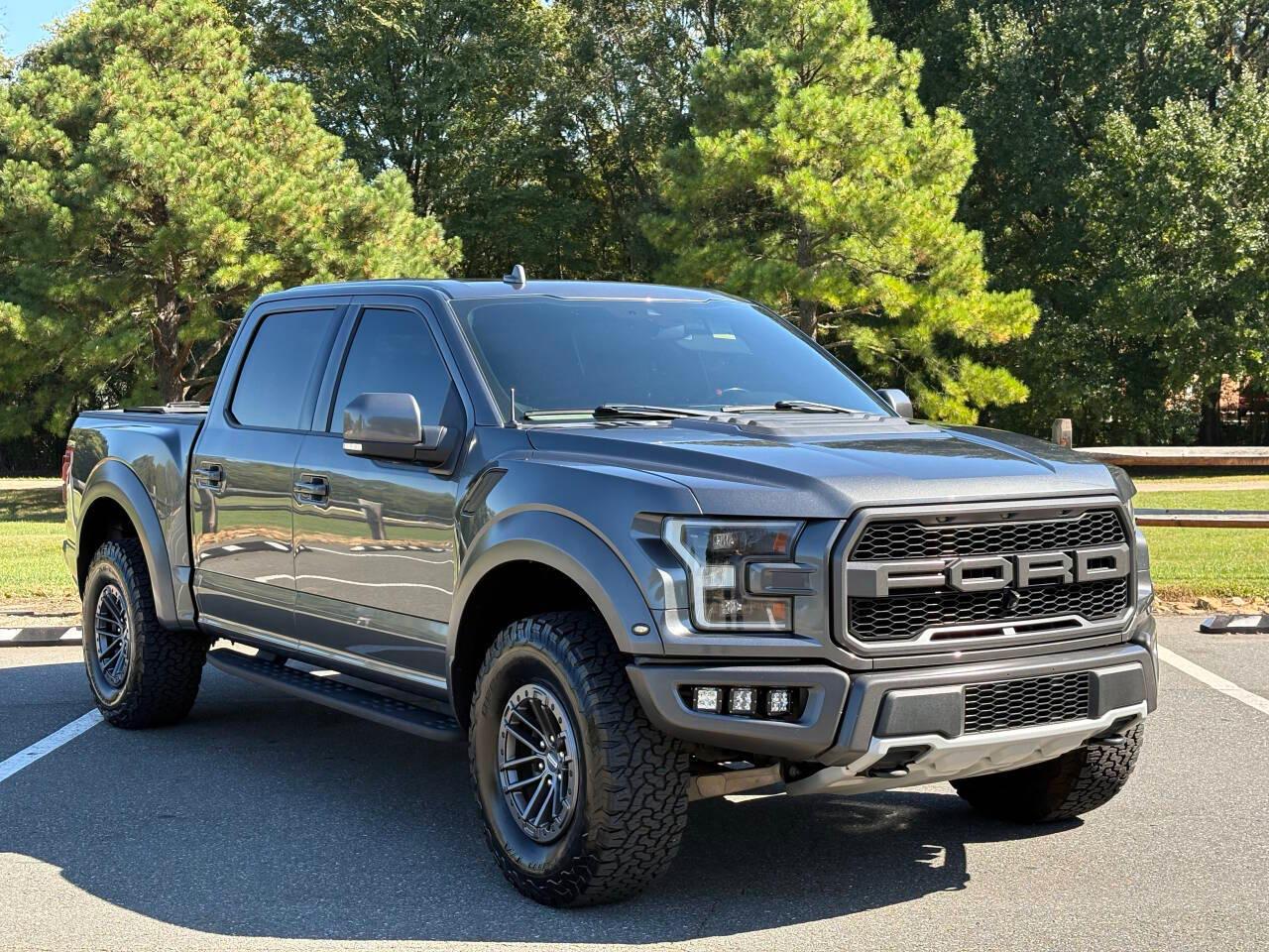 Ford F-150 Raptor SuperCrew 4WD 2019