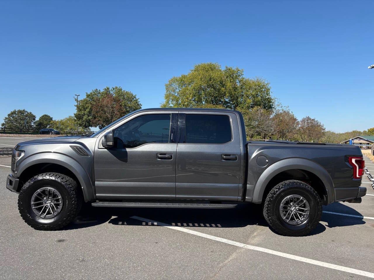 Ford F-150 Raptor SuperCrew 4WD 2019