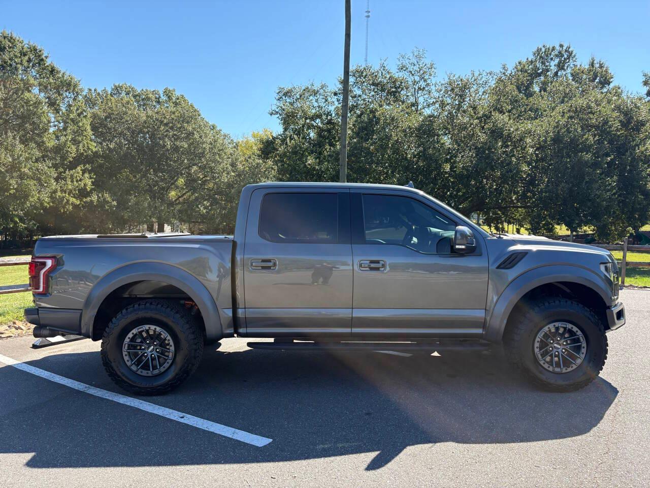 Ford F-150 Raptor SuperCrew 4WD 2019