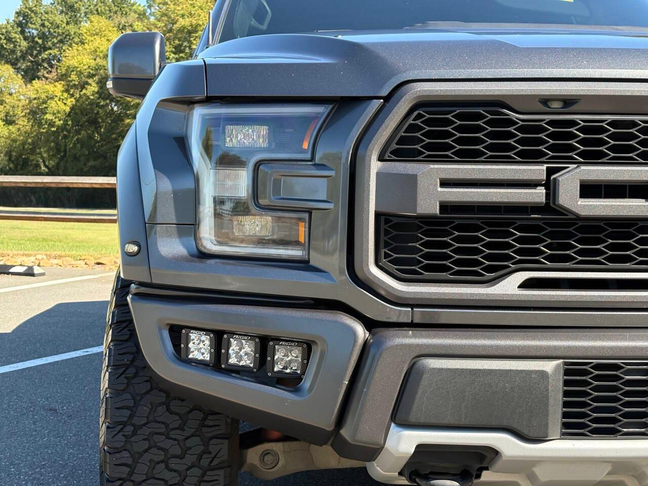 Ford F-150 Raptor SuperCrew 4WD 2019
