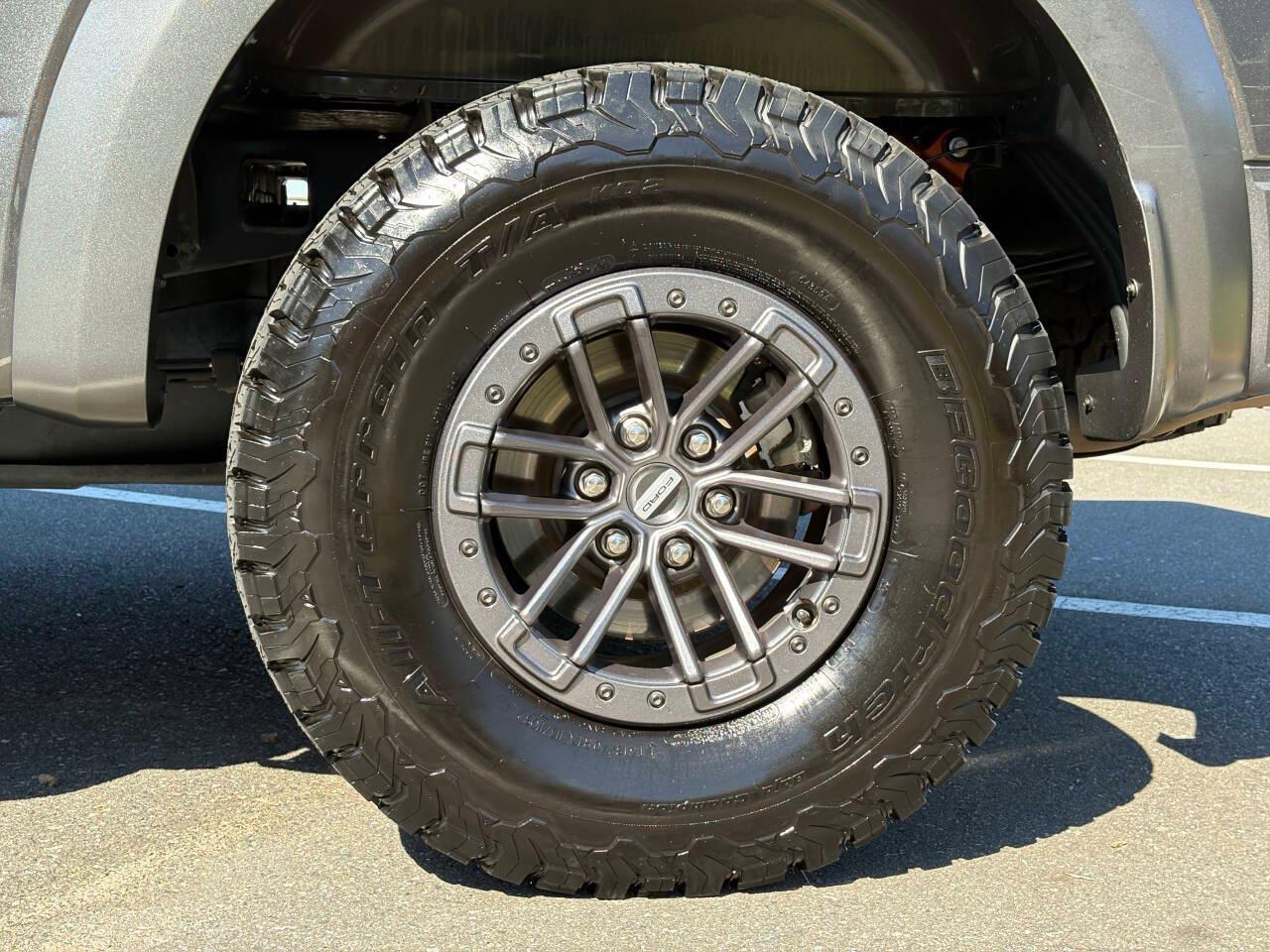 Ford F-150 Raptor SuperCrew 4WD 2019