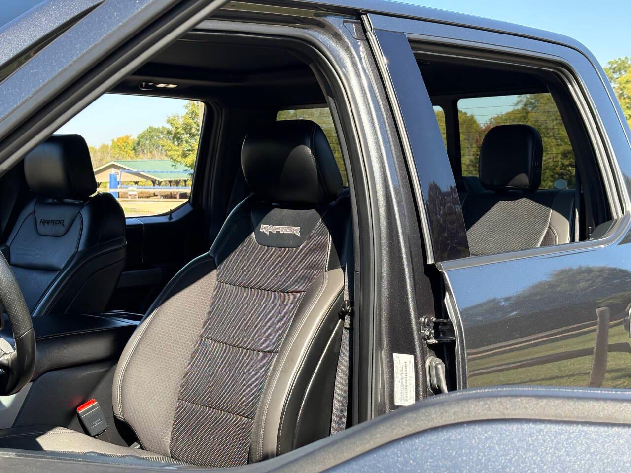 Ford F-150 Raptor SuperCrew 4WD 2019
