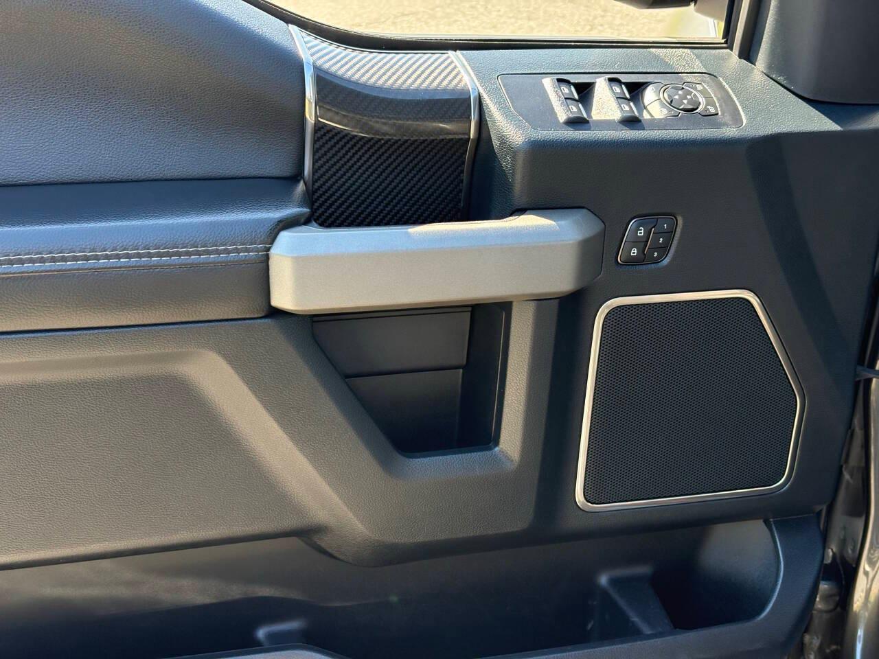 Ford F-150 Raptor SuperCrew 4WD 2019