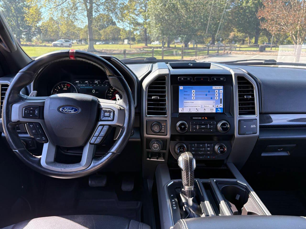 Ford F-150 Raptor SuperCrew 4WD 2019