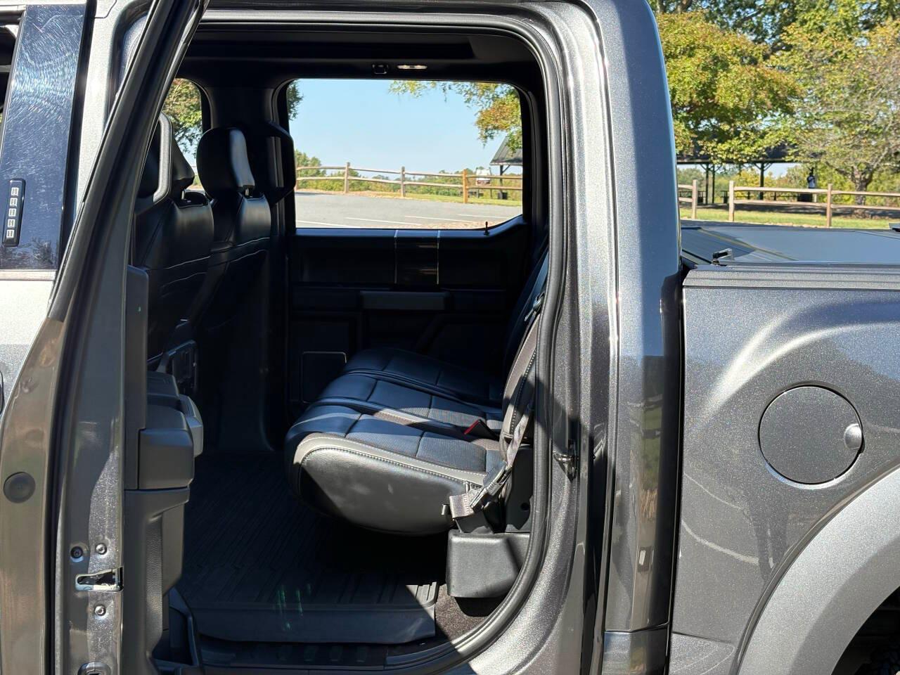 Ford F-150 Raptor SuperCrew 4WD 2019