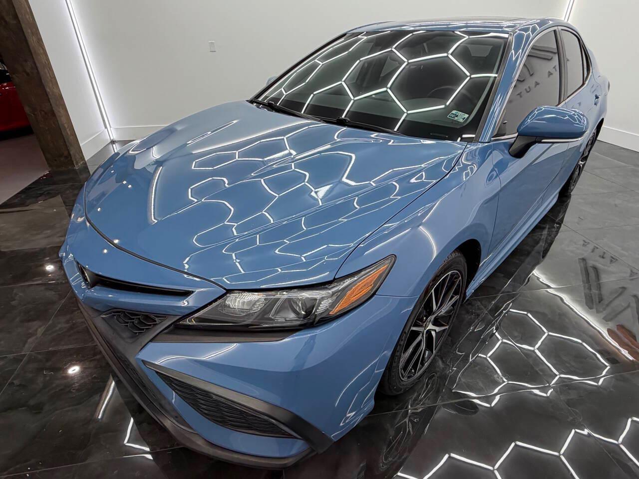Toyota Camry SE Nightshade Edition 2024