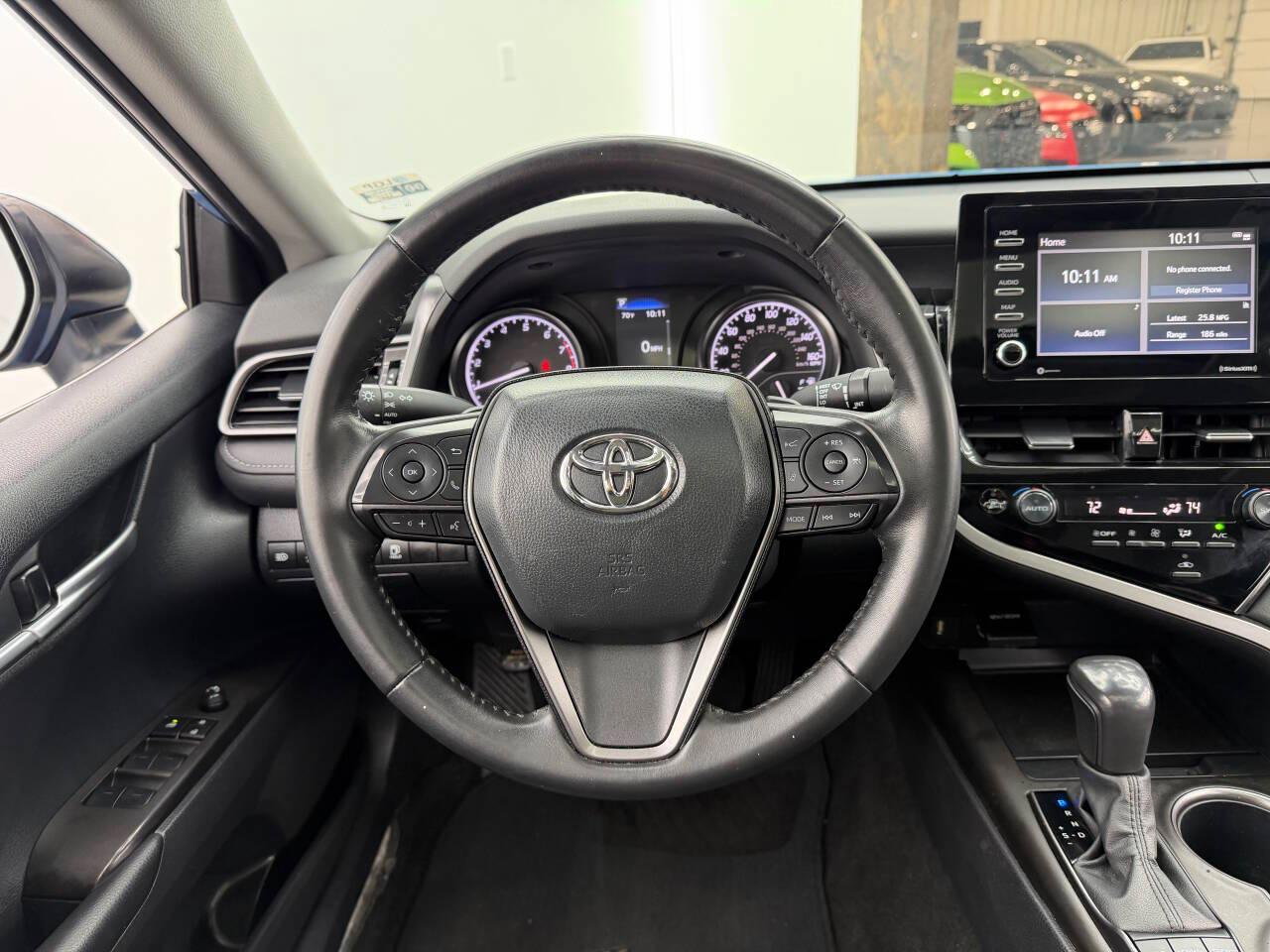 Toyota Camry SE Nightshade Edition 2024