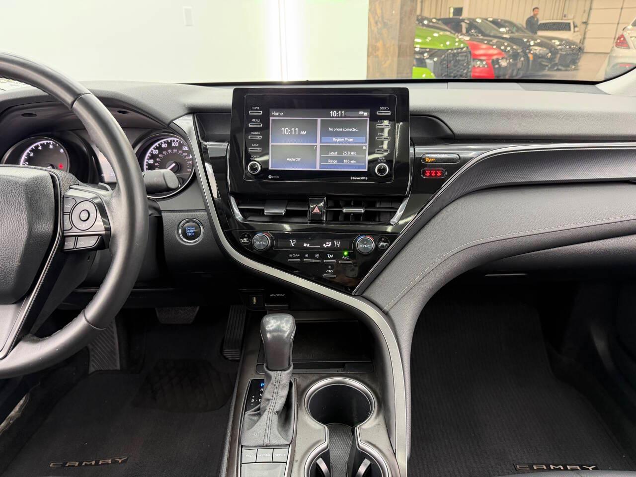 Toyota Camry SE Nightshade Edition 2024