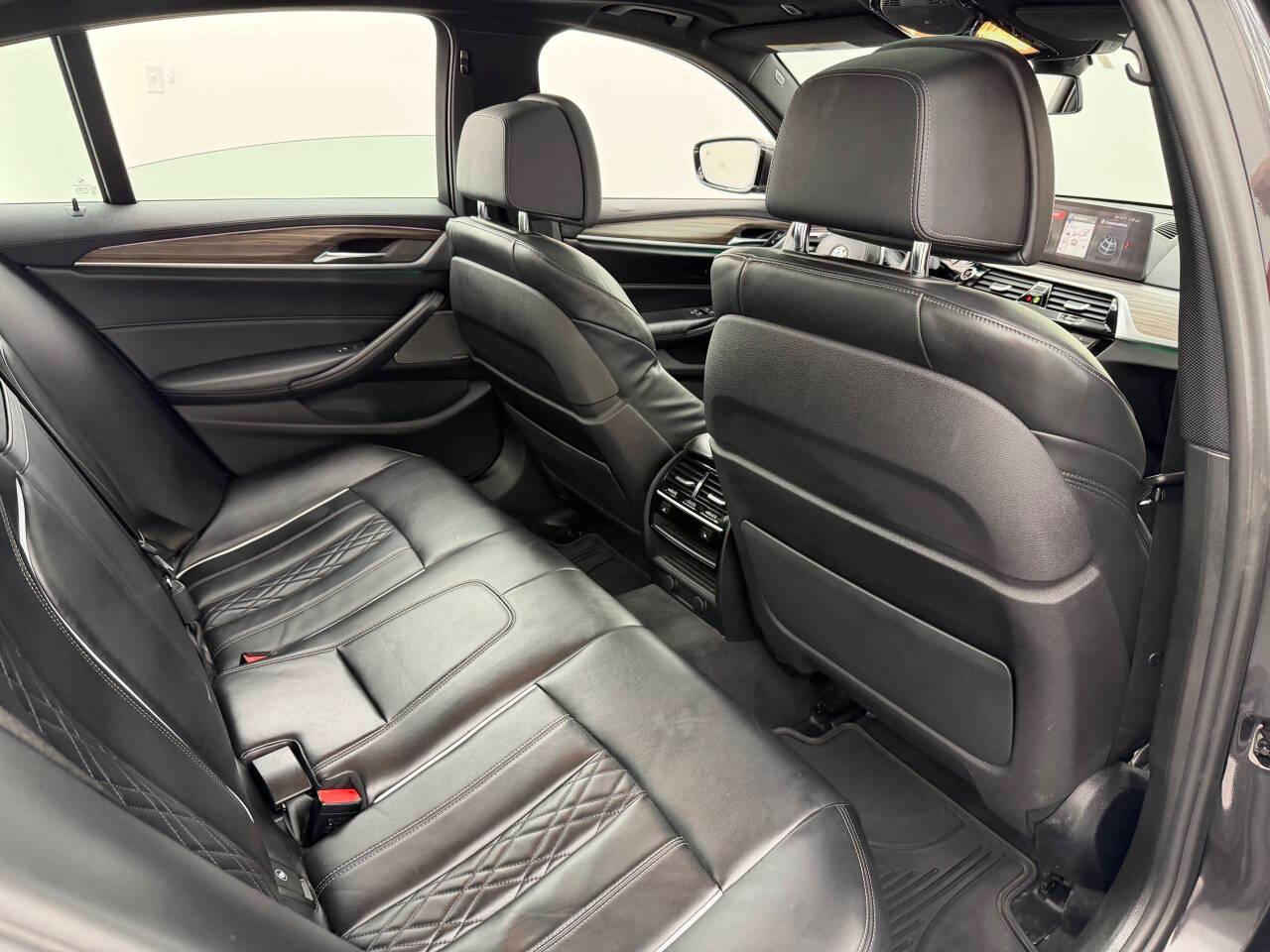 BMW 5-Series 540i xDrive 2017