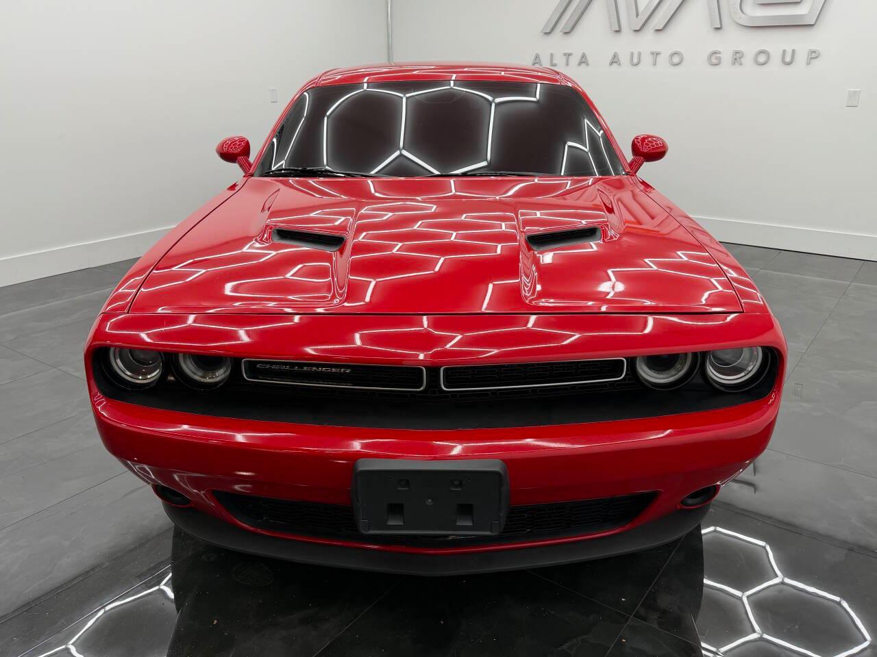 Dodge Challenger SXT 2020