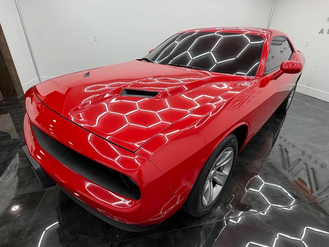 Dodge Challenger SXT 2020