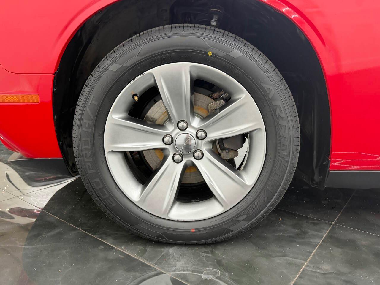 Dodge Challenger SXT 2020