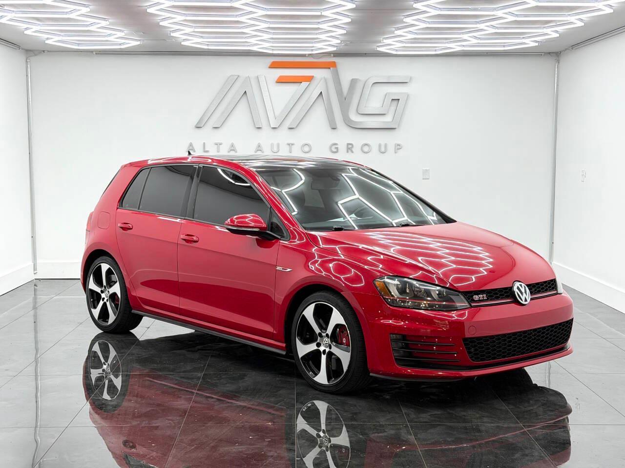 Volkswagen Golf GTI SE 6M 4-Door 2017