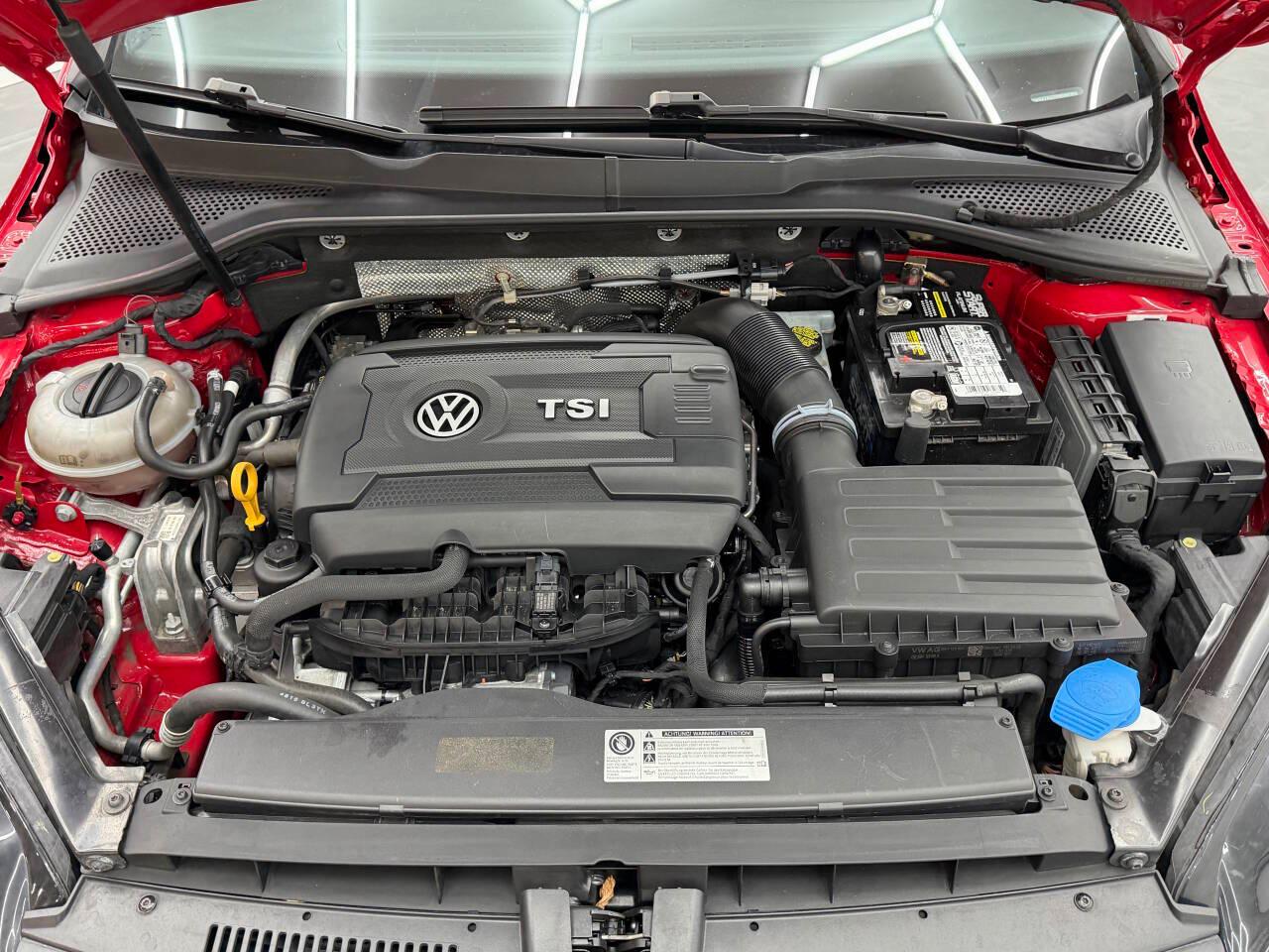 Volkswagen Golf GTI SE 6M 4-Door 2017