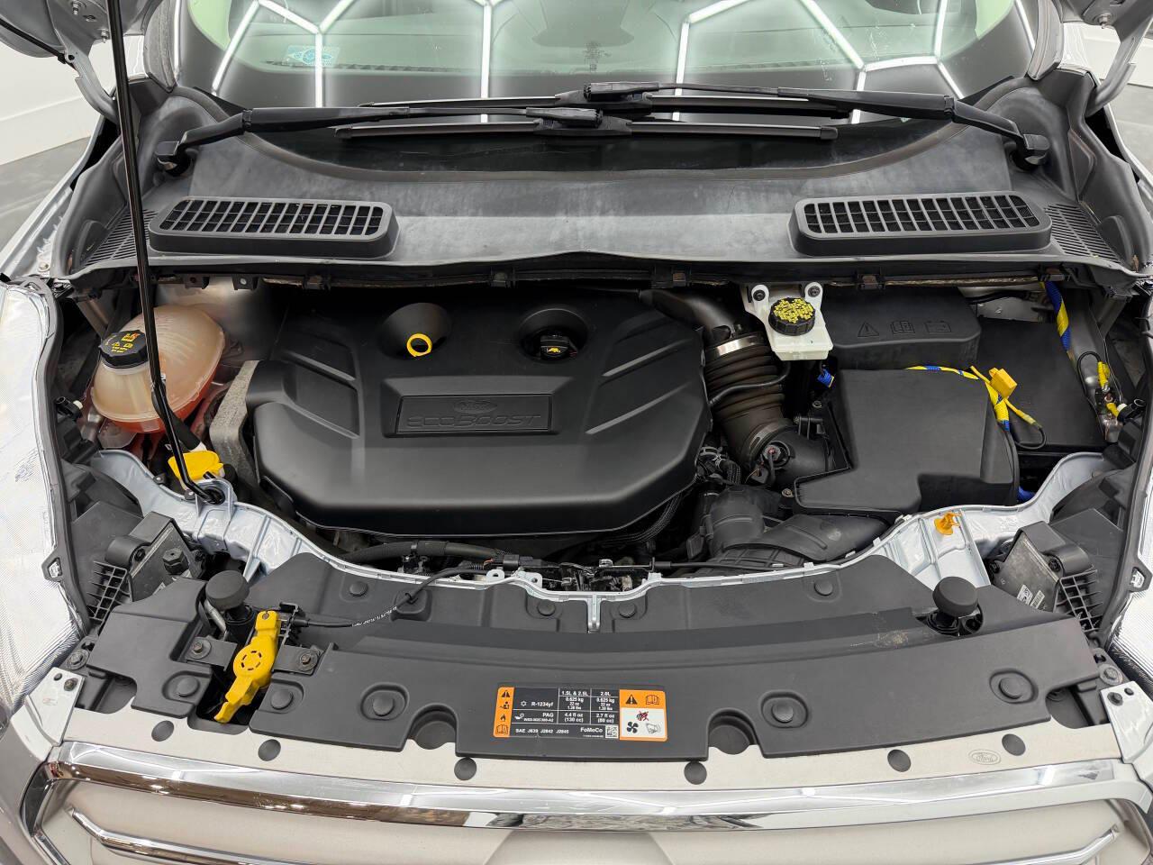 Ford Escape Titanium 4WD 2018