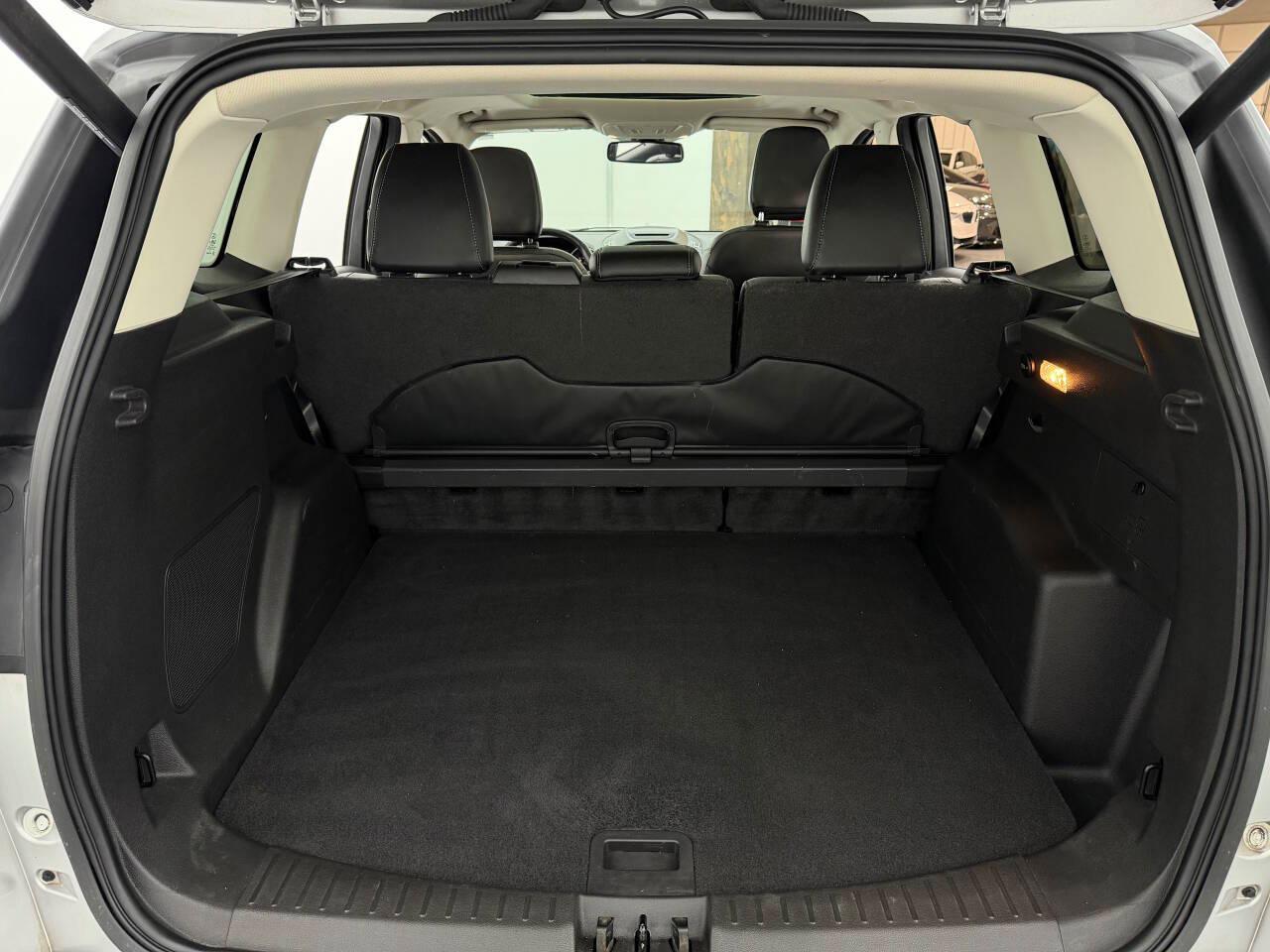 Ford Escape Titanium 4WD 2018