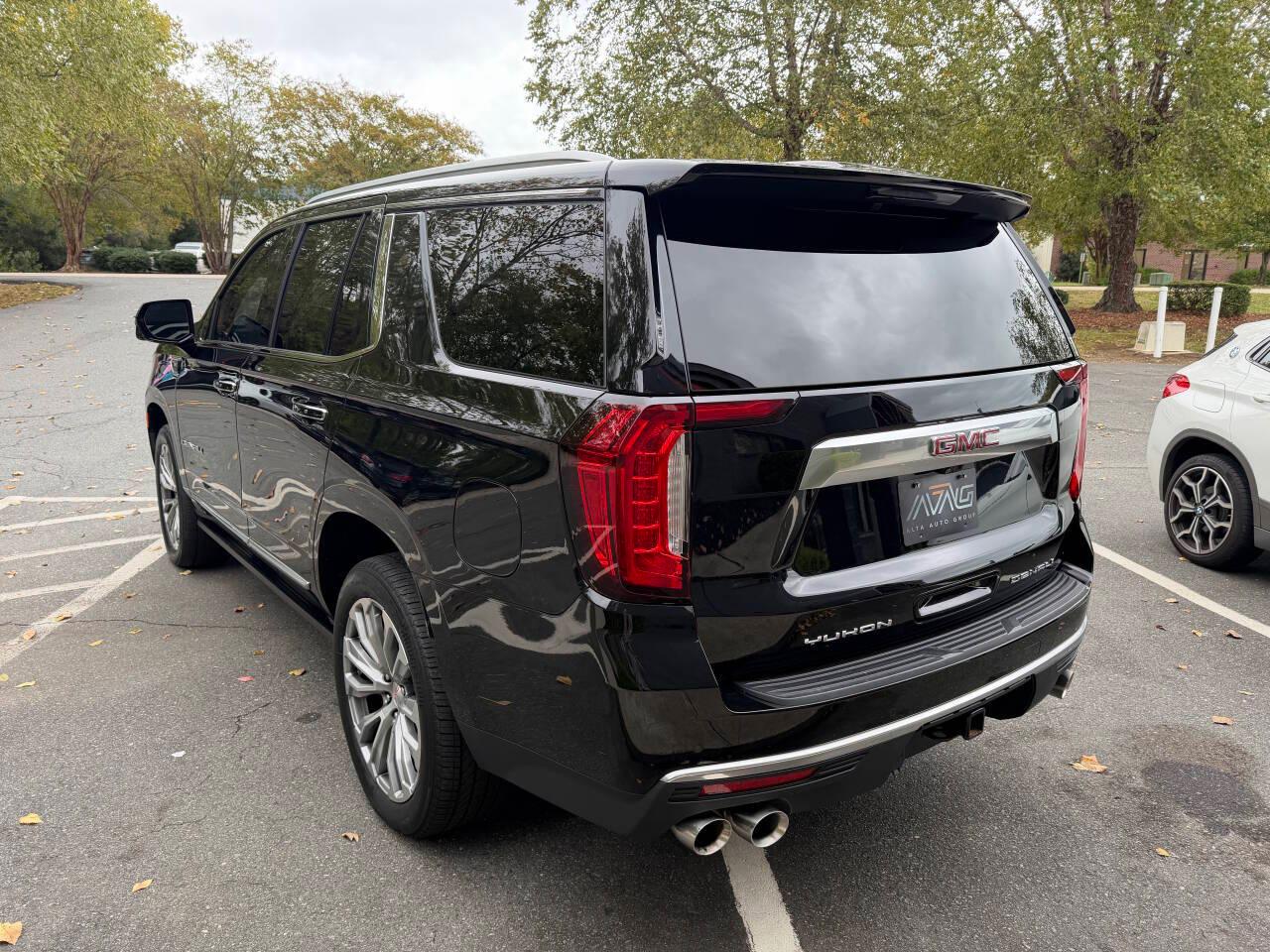 GMC Yukon Denali 4WD 2021