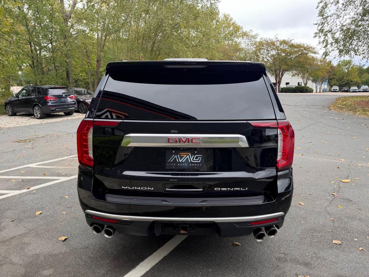 GMC Yukon Denali 4WD 2021